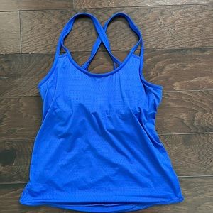 Athleta exercise top